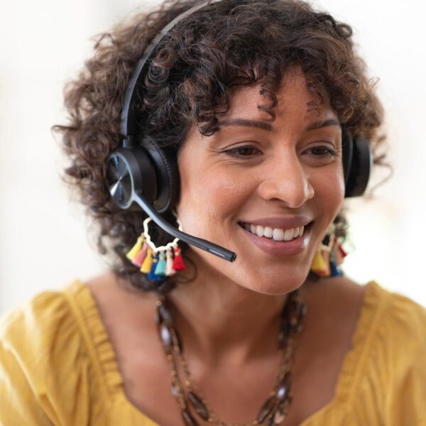 Auriculares poly voyager 4320 usb - a headset + bt700 dongle - Imagen 2