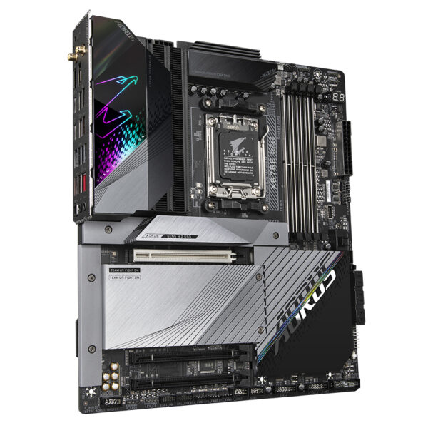 Placa base gigabyte x670e aorus master am5 atx -  4x ddr5 -  6x sata 6gb - s -  8x usb 3.2 -  2x usb tipo c -  2x usb 2.0 - Imagen 3